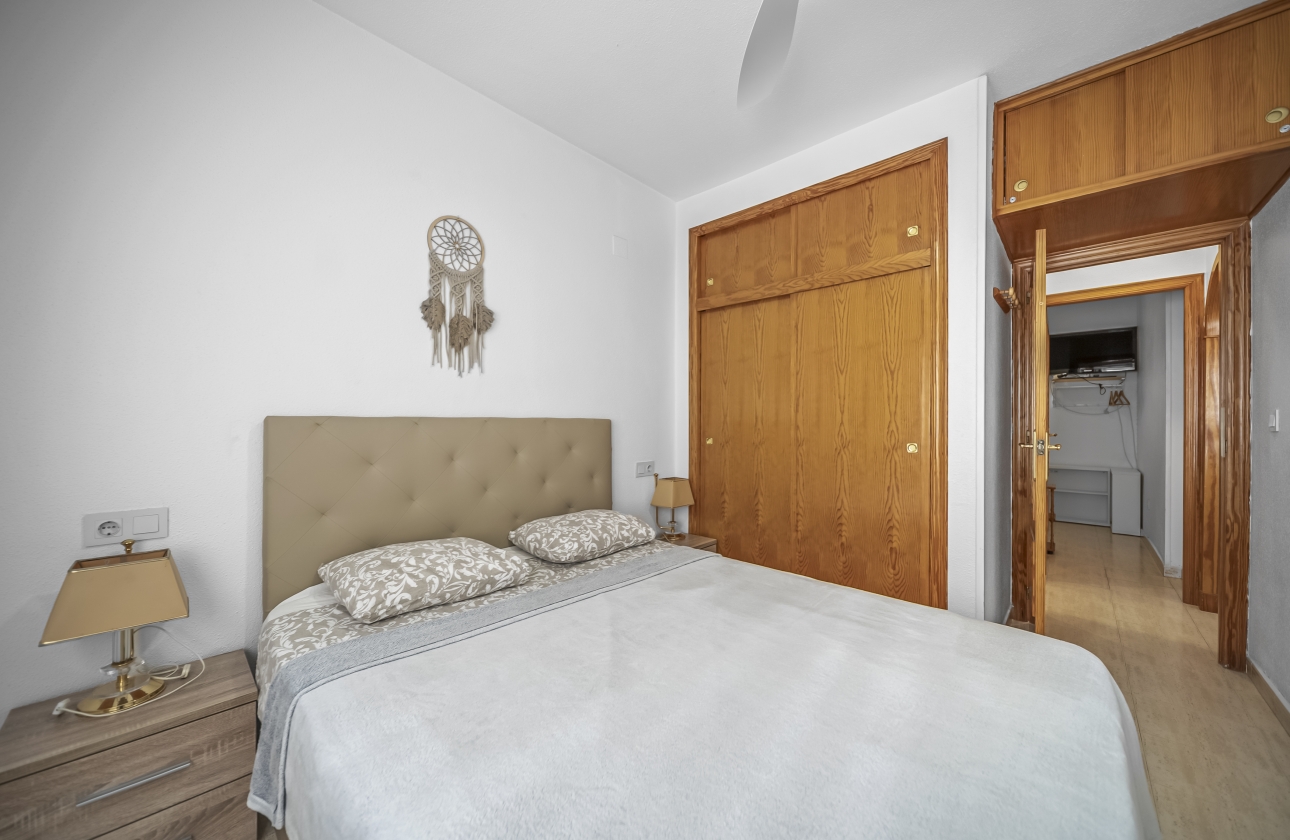 Resale - Apartment - Torrevieja - Centro