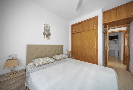 Resale - Apartment - Torrevieja - Centro