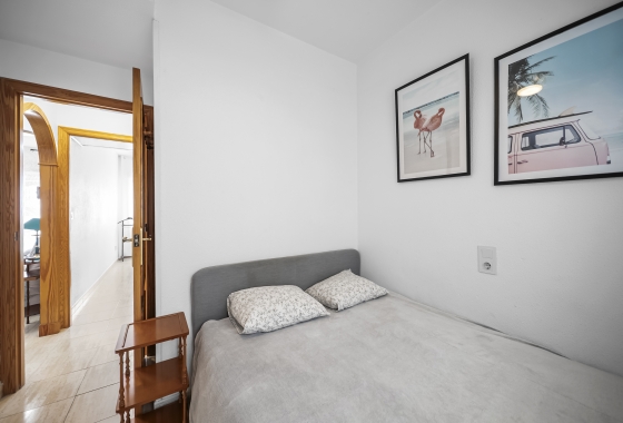 Resale - Apartment - Torrevieja - Centro