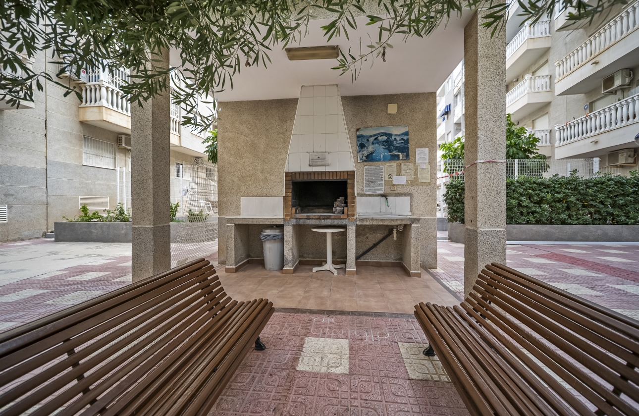 Resale - Apartment - Torrevieja - Centro