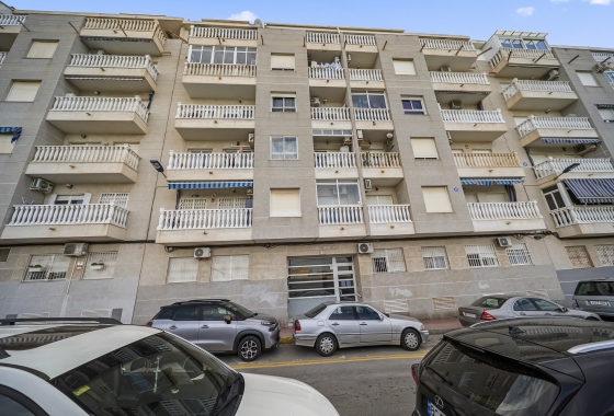 Resale - Apartment - Torrevieja - Centro