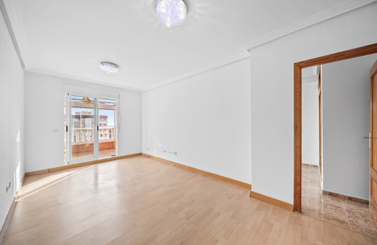 Resale - Penthouse - Torrevieja - Puerto