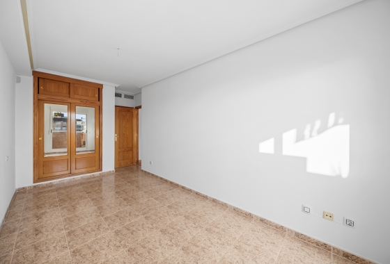 Resale - Penthouse - Torrevieja - Puerto