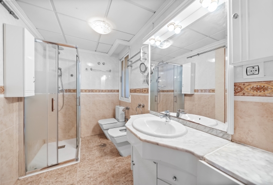 Resale - Penthouse - Torrevieja - Puerto