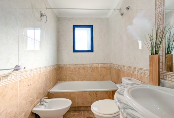 Resale - Apartment - Orihuela Costa - Cabo Roig