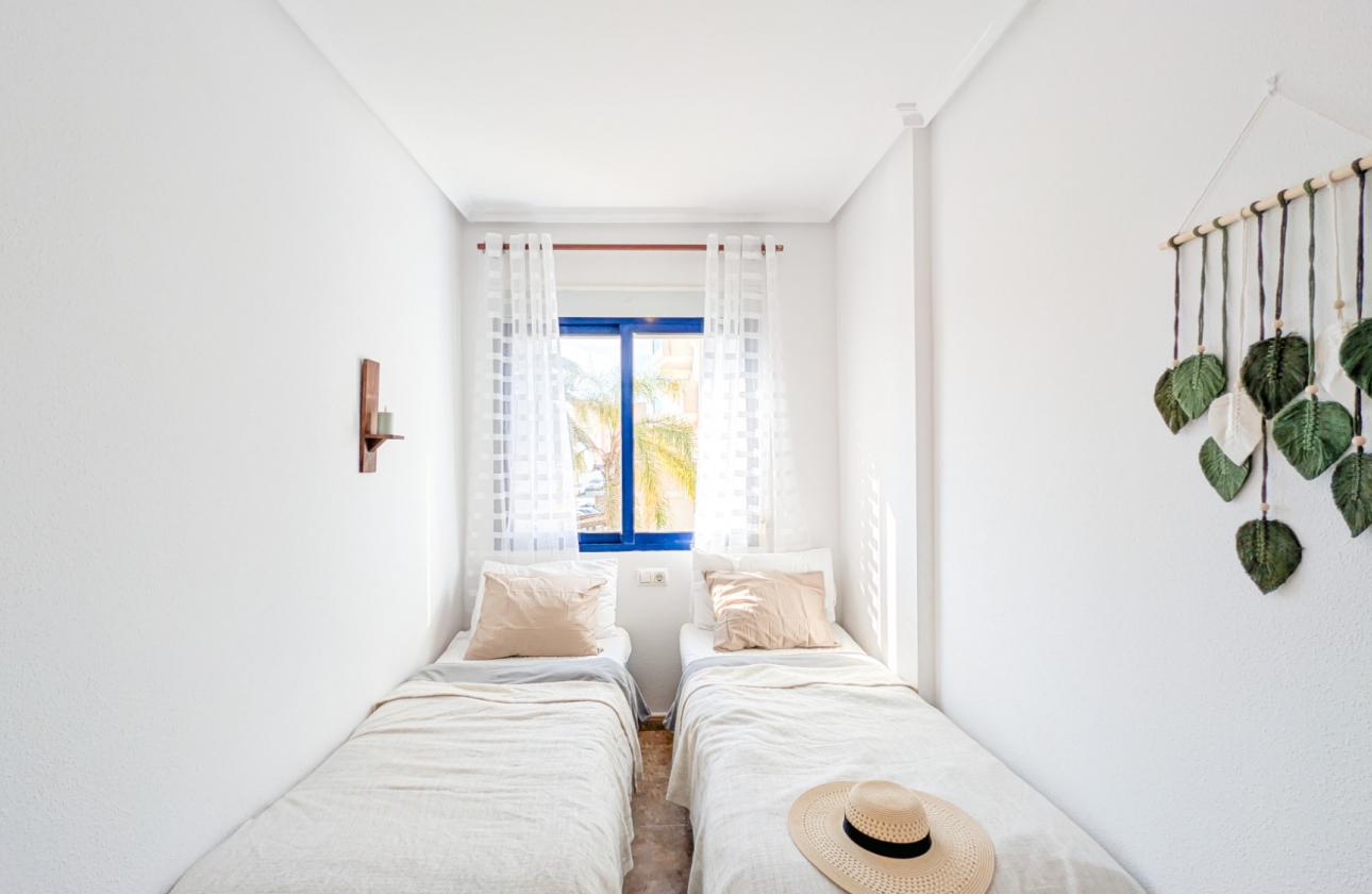 Resale - Apartment - Orihuela Costa - Cabo Roig