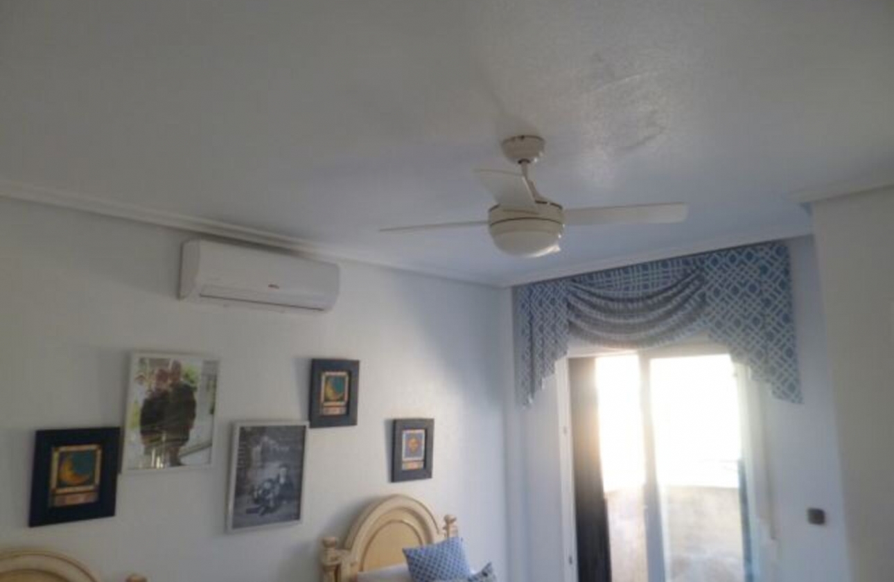 Resale - Villa - Orihuela Costa - Play Flamenca