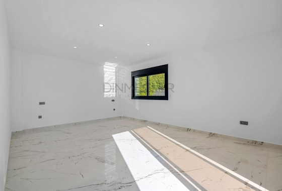 Resale - Villa - Orihuela Costa - Campoamor