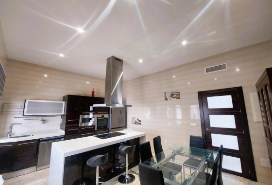 Resale - Villa - Pilar de la Horadada - Torre de la Horadada