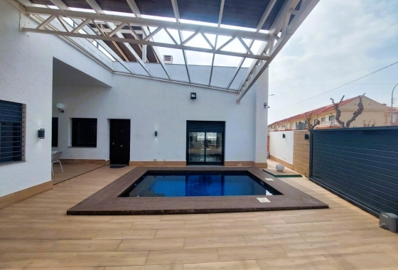 Resale - Villa - Pilar de la Horadada - Torre de la Horadada