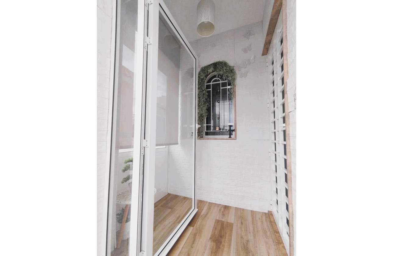 Resale - Villa - San Miguel de Salinas - Las Filipinas