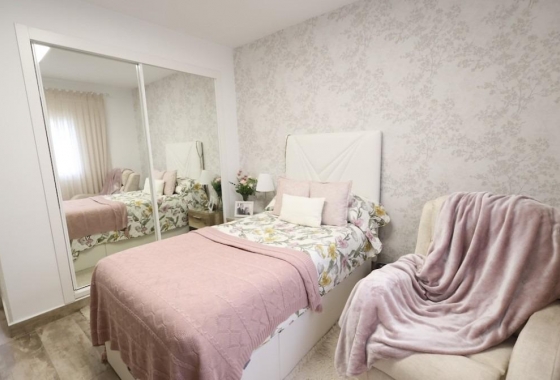 Resale - Villa - San Miguel de Salinas - Las Filipinas