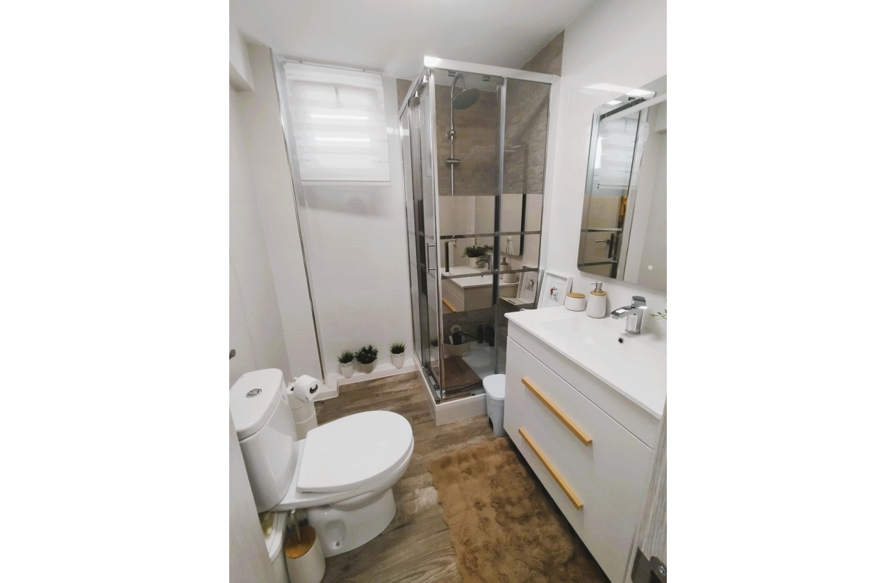 Resale - Villa - San Miguel de Salinas - Las Filipinas