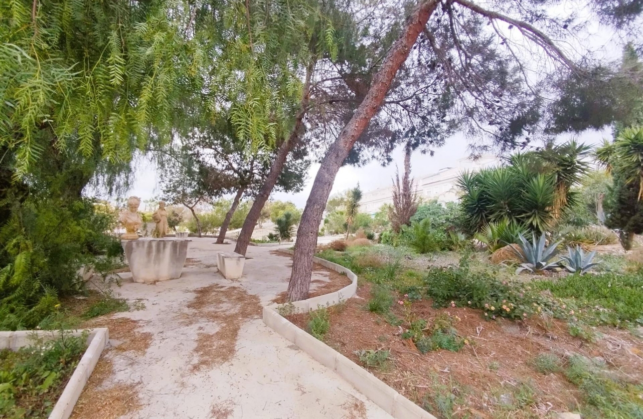 Resale - Villa - San Miguel de Salinas - Las Filipinas