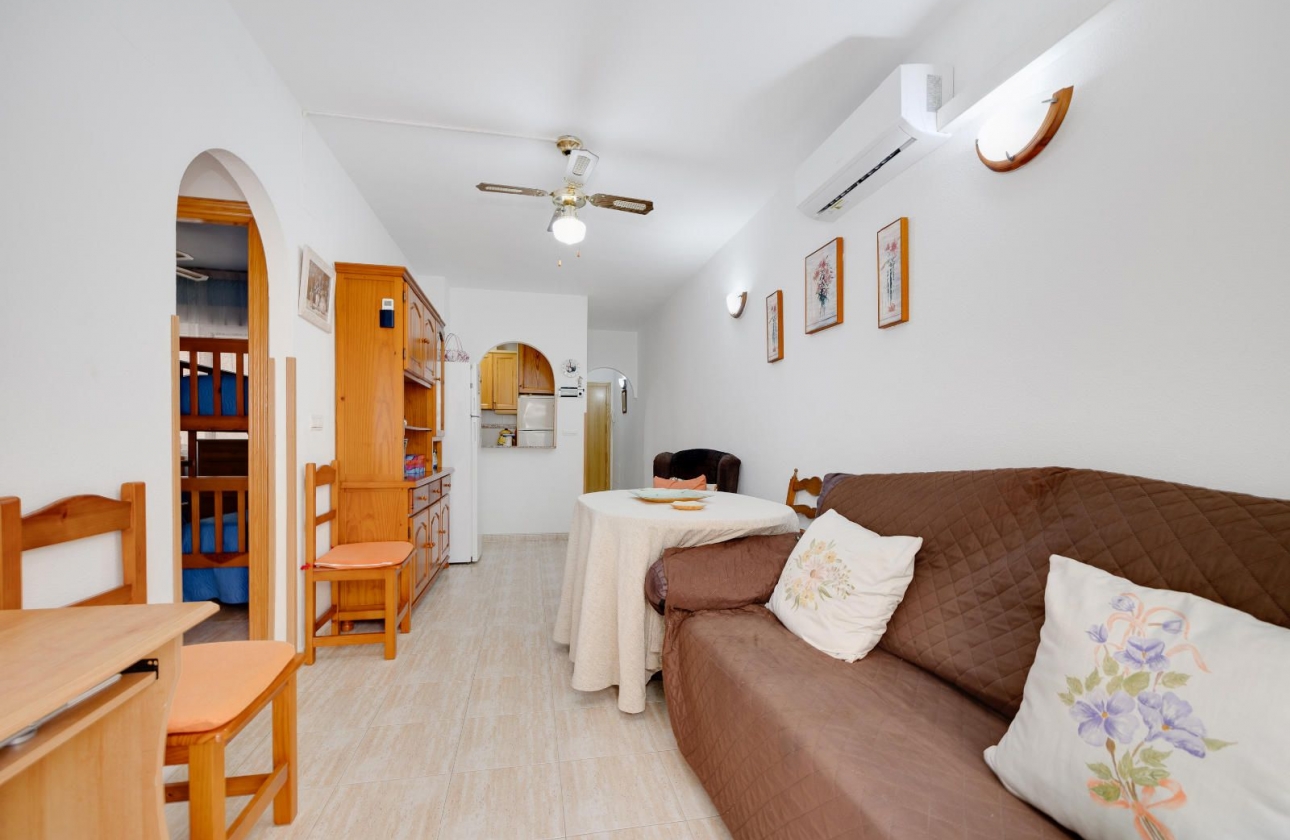 Resale - Apartment - Torrevieja - Playa del Cura