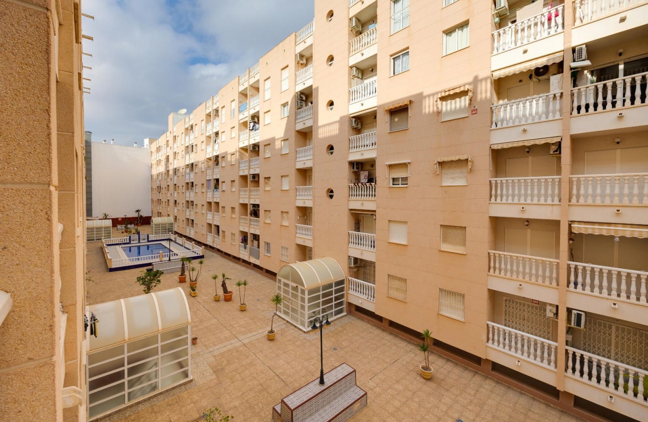 Resale - Apartment - Torrevieja - Playa del Cura