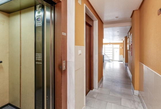 Resale - Apartment - Torrevieja - Playa del Cura