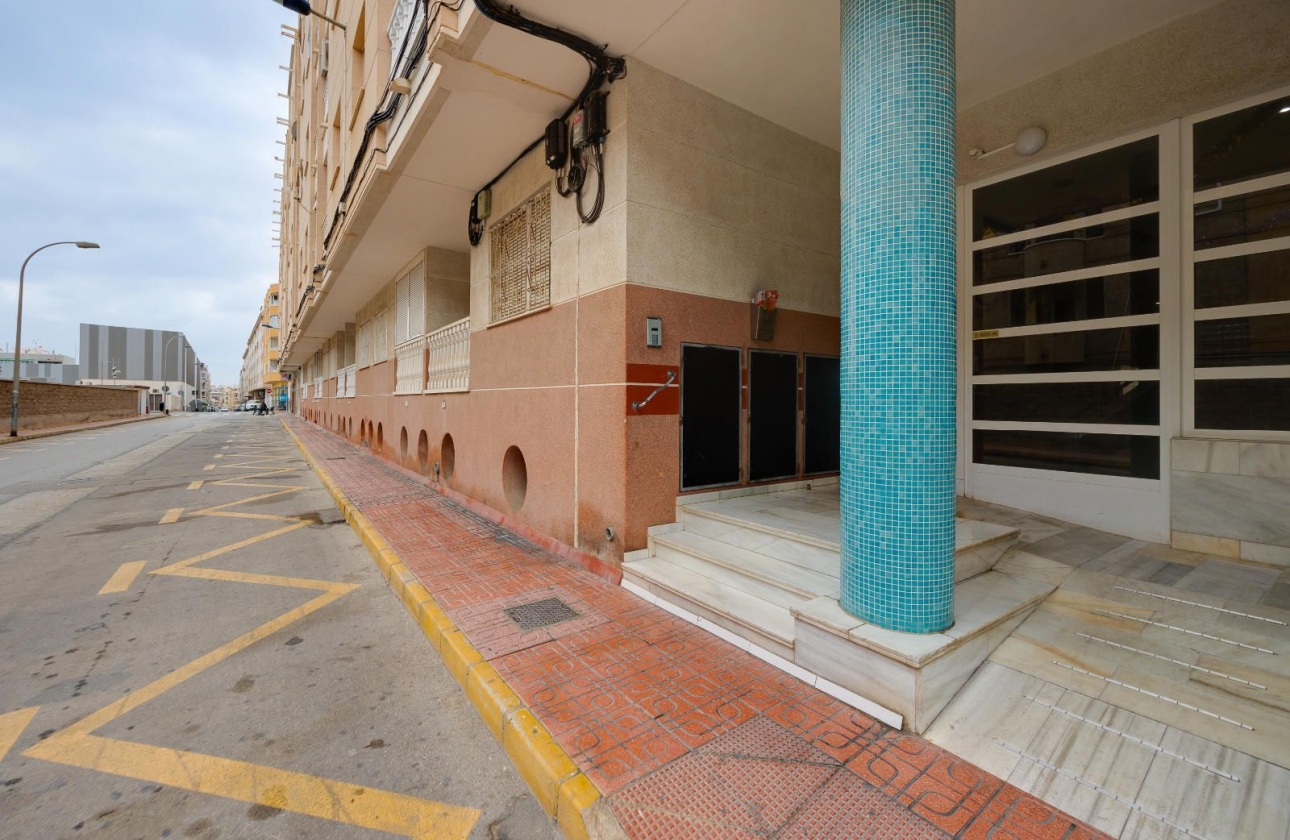 Resale - Apartment - Torrevieja - Playa del Cura
