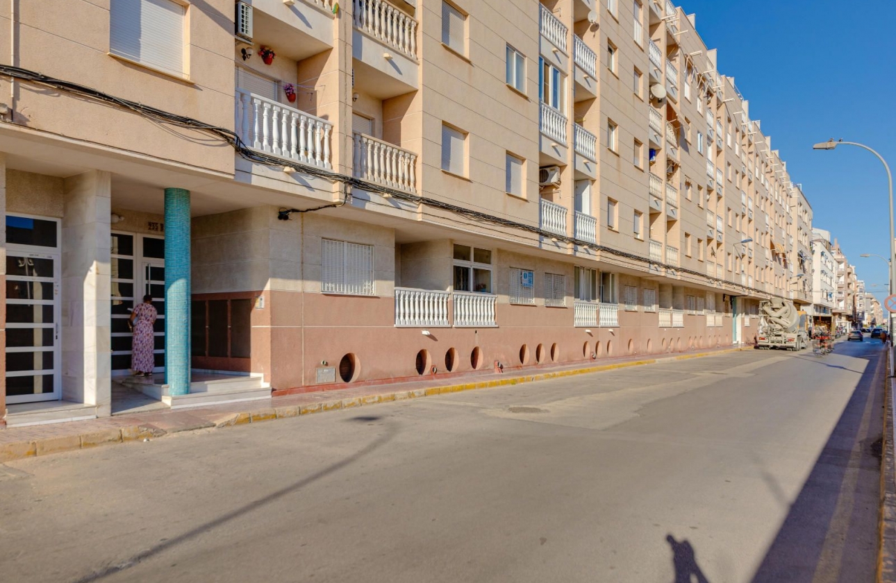 Resale - Apartment - Torrevieja - Playa del Cura