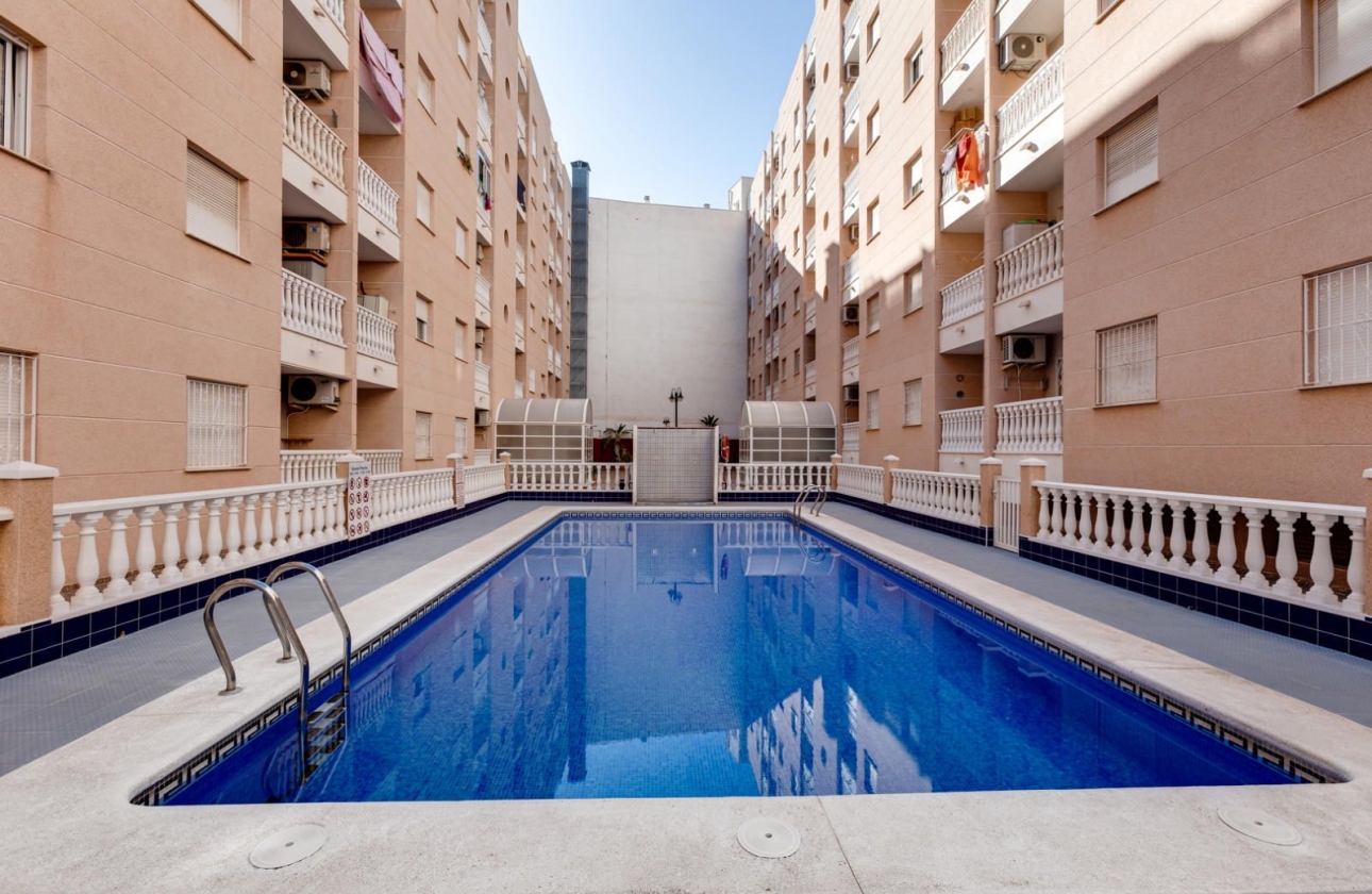 Resale - Apartment - Torrevieja - Playa del Cura