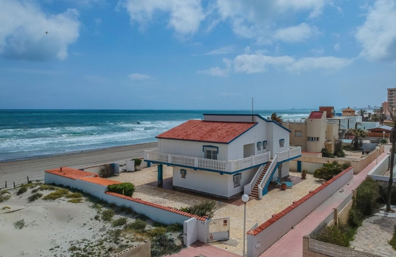 Resale - Villa - La Manga del Mar Menor - Playa del Estacio