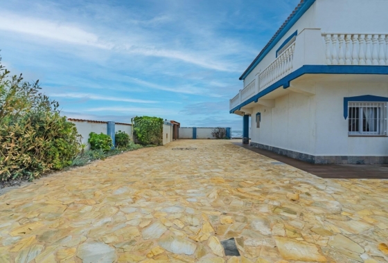 Resale - Villa - La Manga del Mar Menor - Playa del Estacio