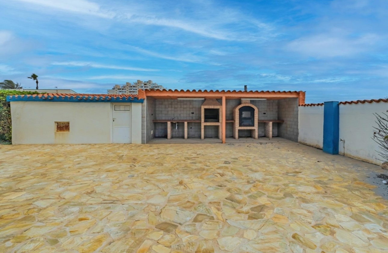 Resale - Villa - La Manga del Mar Menor - Playa del Estacio