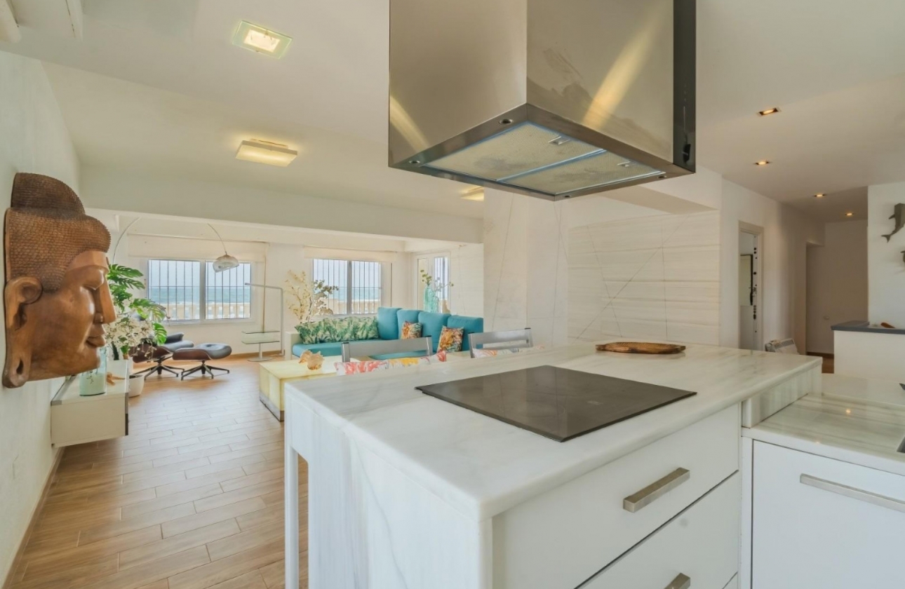 Resale - Villa - La Manga del Mar Menor - Playa del Estacio