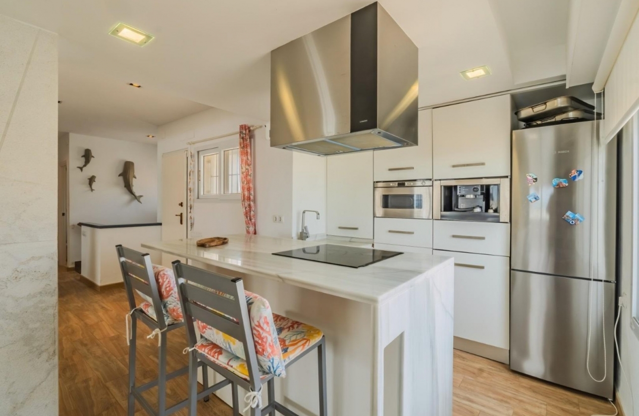 Resale - Villa - La Manga del Mar Menor - Playa del Estacio