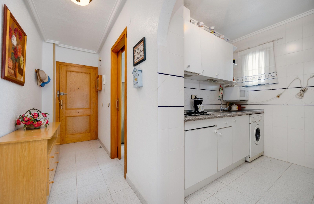 Resale - Apartment - Torrevieja - El Acequión - Los Náufragos