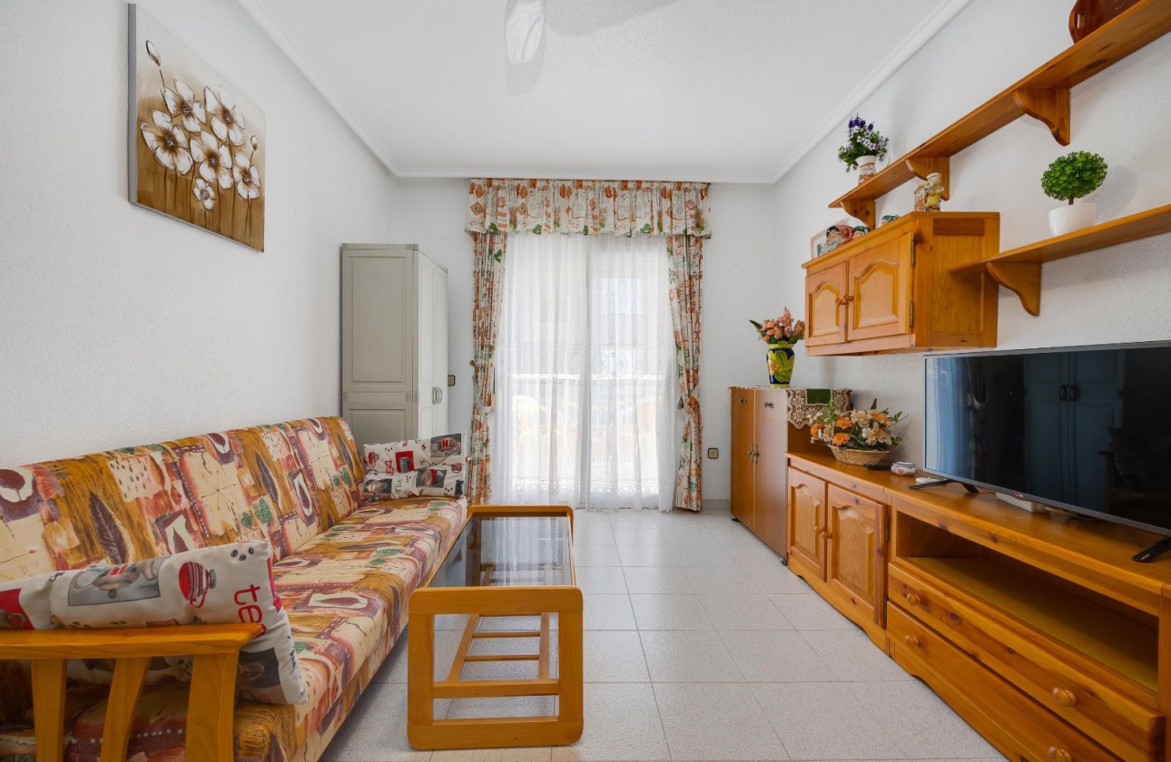 Resale - Apartment - Torrevieja - El Acequión - Los Náufragos