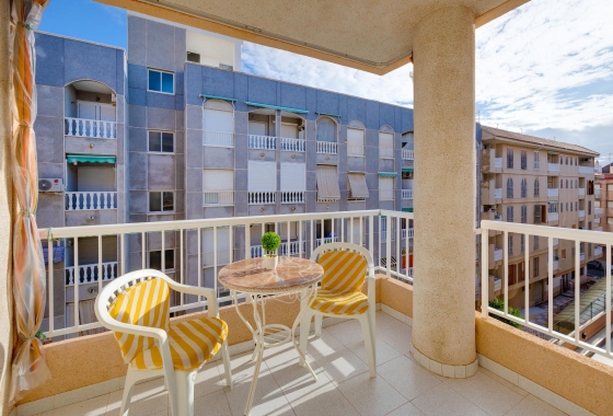 Resale - Apartment - Torrevieja - El Acequión - Los Náufragos