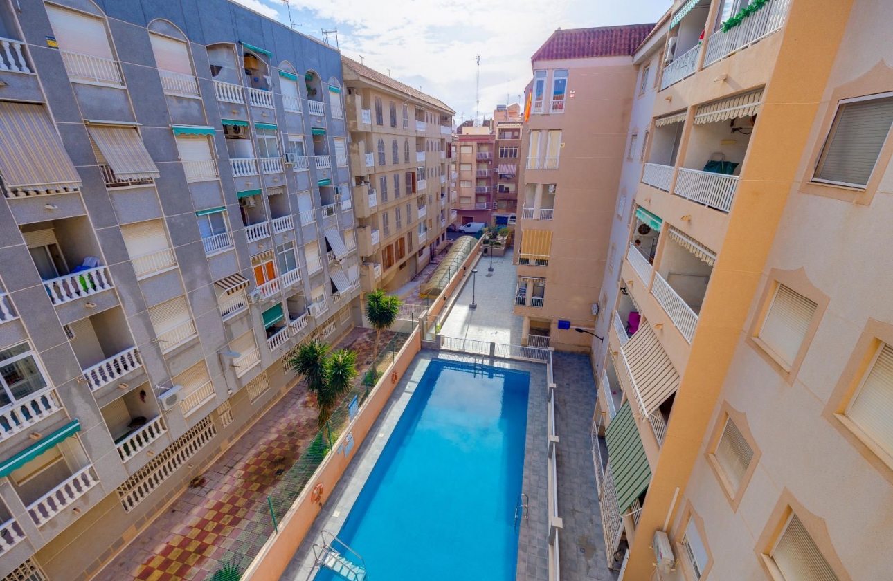 Resale - Apartment - Torrevieja - El Acequión - Los Náufragos