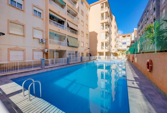 Resale - Apartment - Torrevieja - El Acequión - Los Náufragos