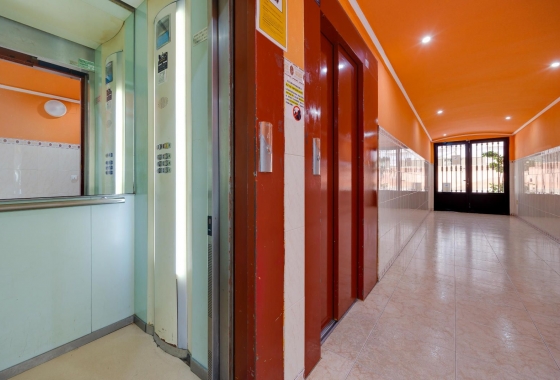 Resale - Apartment - Torrevieja - El Acequión - Los Náufragos