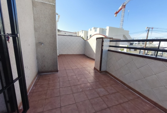 Resale - Townhouse - Los Balcones - Lago Jardin