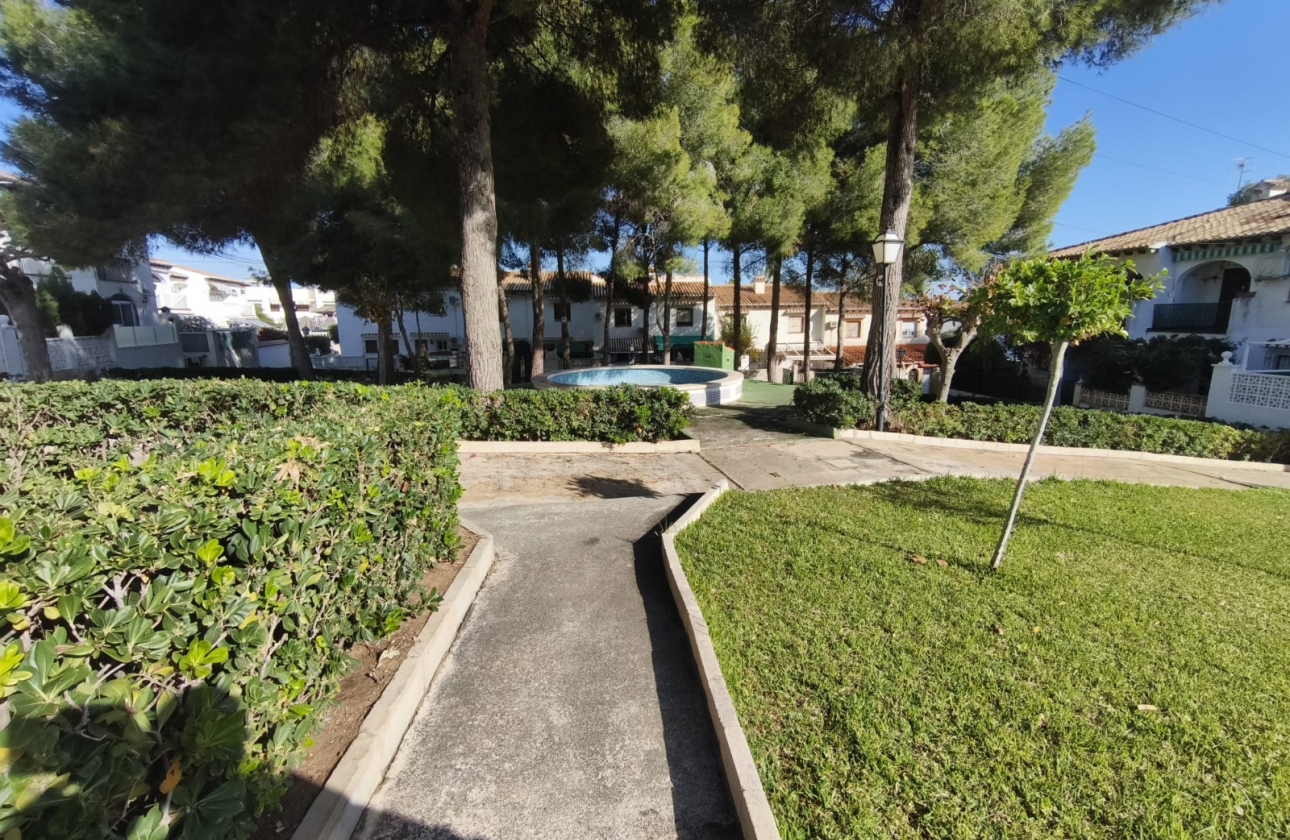 Resale - Townhouse - Los Balcones - Lago Jardin