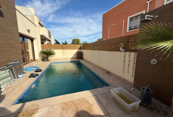 Resale - Villa - Los Montesinos