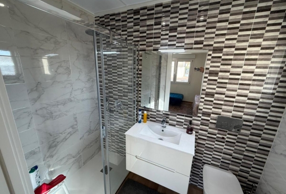 Resale - Villa - Los Montesinos