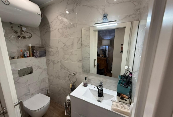 Resale - Villa - Los Montesinos