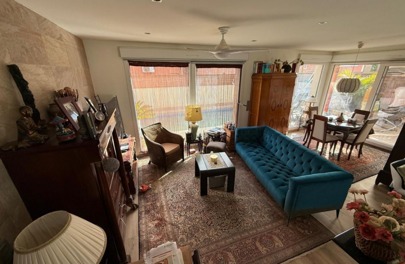 Resale - Villa - Los Montesinos