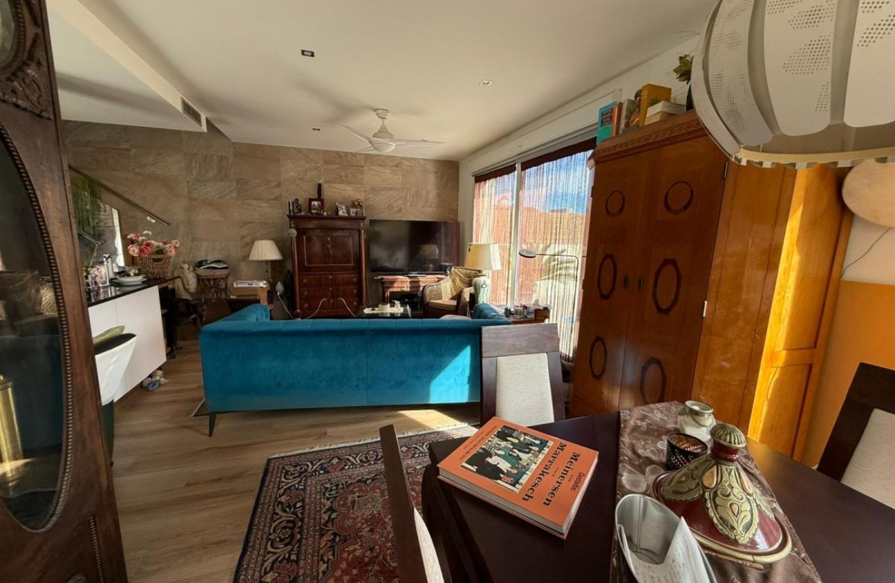 Resale - Villa - Los Montesinos