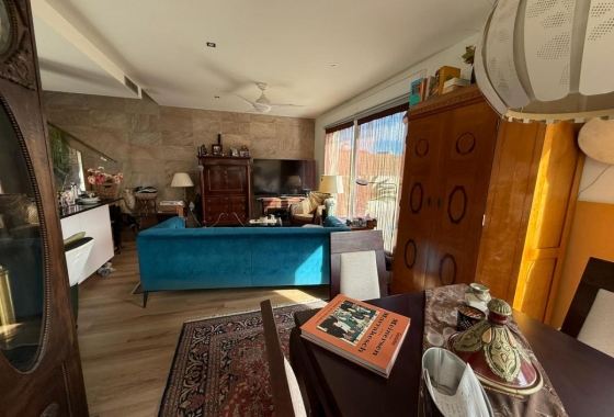 Resale - Villa - Los Montesinos