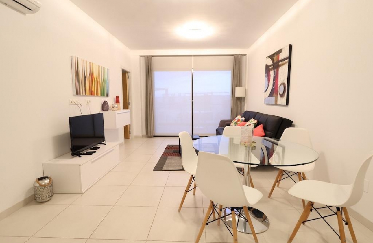 Resale - Apartment - Orihuela Costa - La Zenia