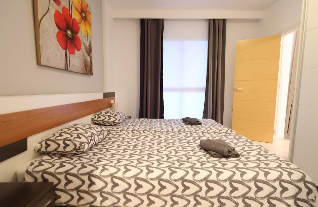 Resale - Apartment - Orihuela Costa - La Zenia