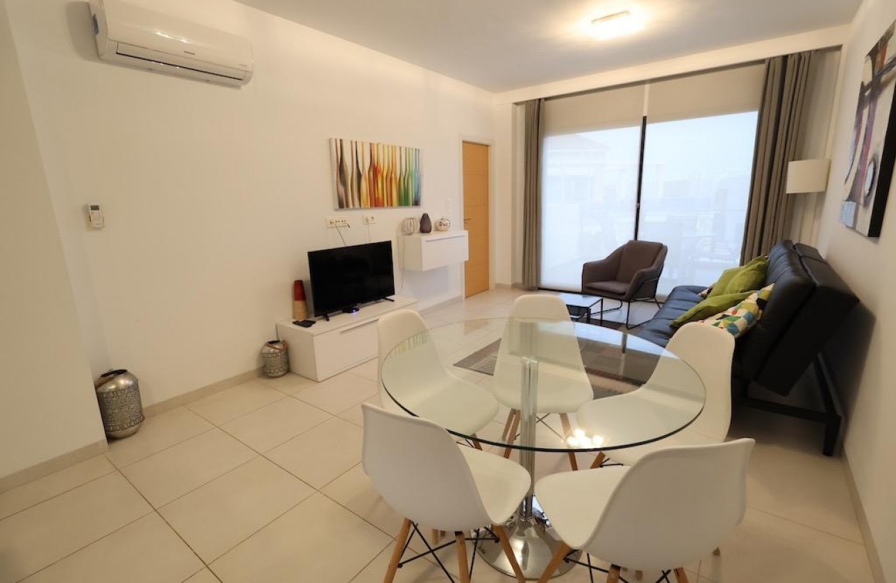 Resale - Apartment - Orihuela Costa - La Zenia