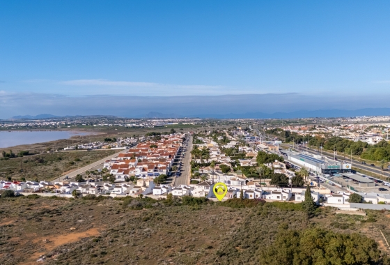 Resale - Villa - Torrevieja - Urbanización San Luis
