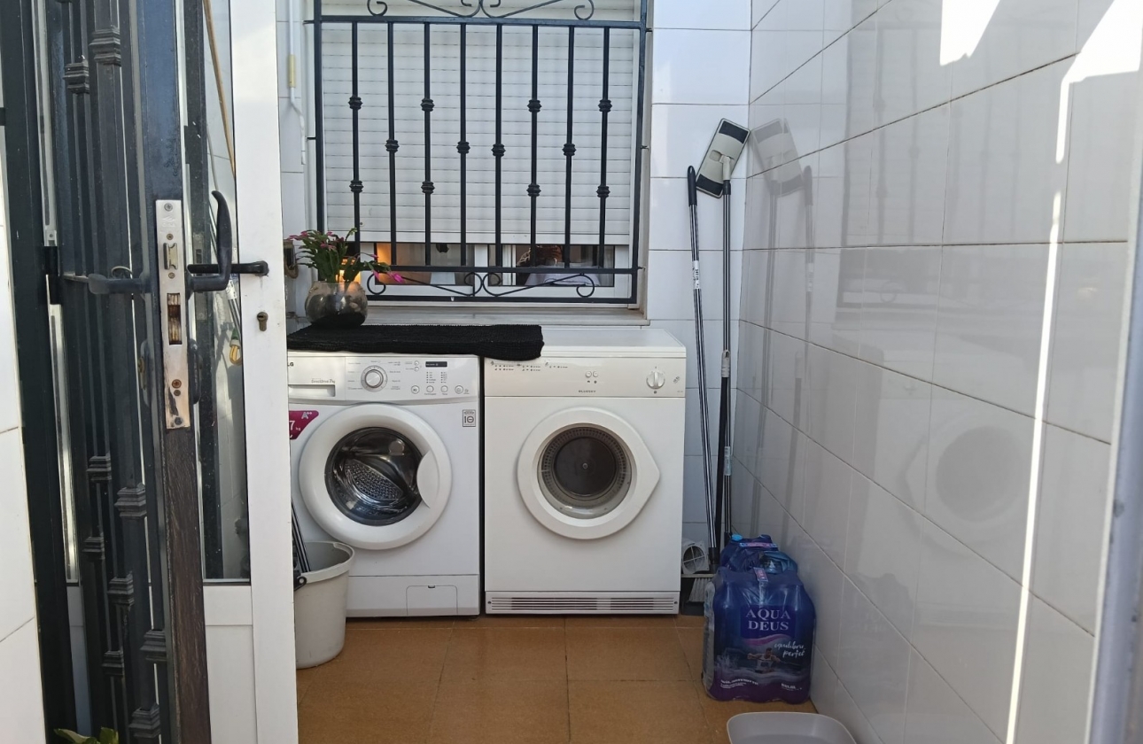 Resale - Apartment - Los Montesinos - La Herrada