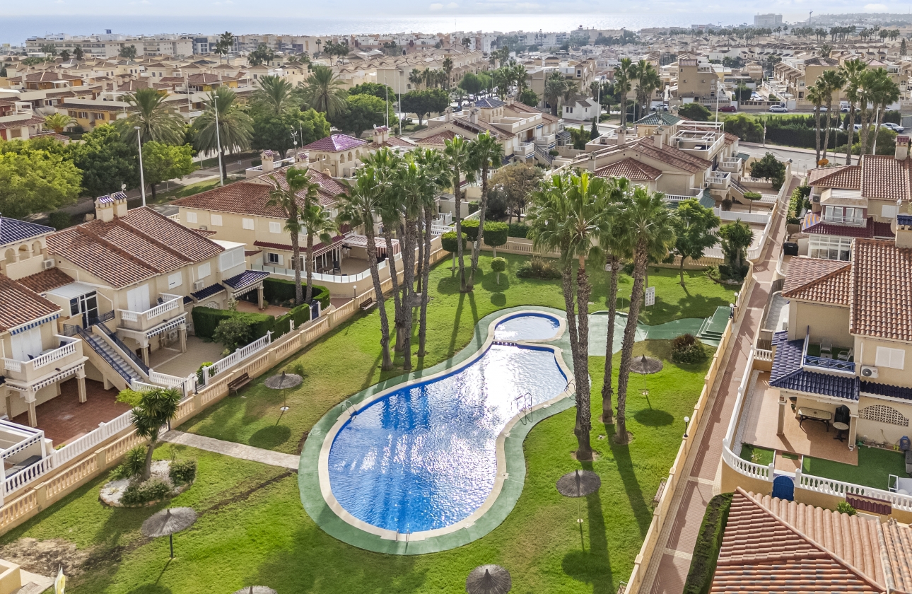 Resale - Apartment - Orihuela Costa - Playa Flamenca