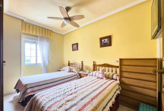 Resale - Bungalow - Torrevieja - Torreblanca